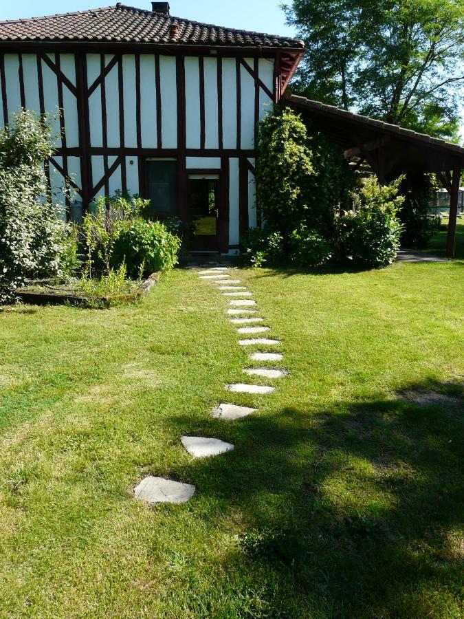 L'Airial De Nahouns Bed & Breakfast Sabres Екстериор снимка